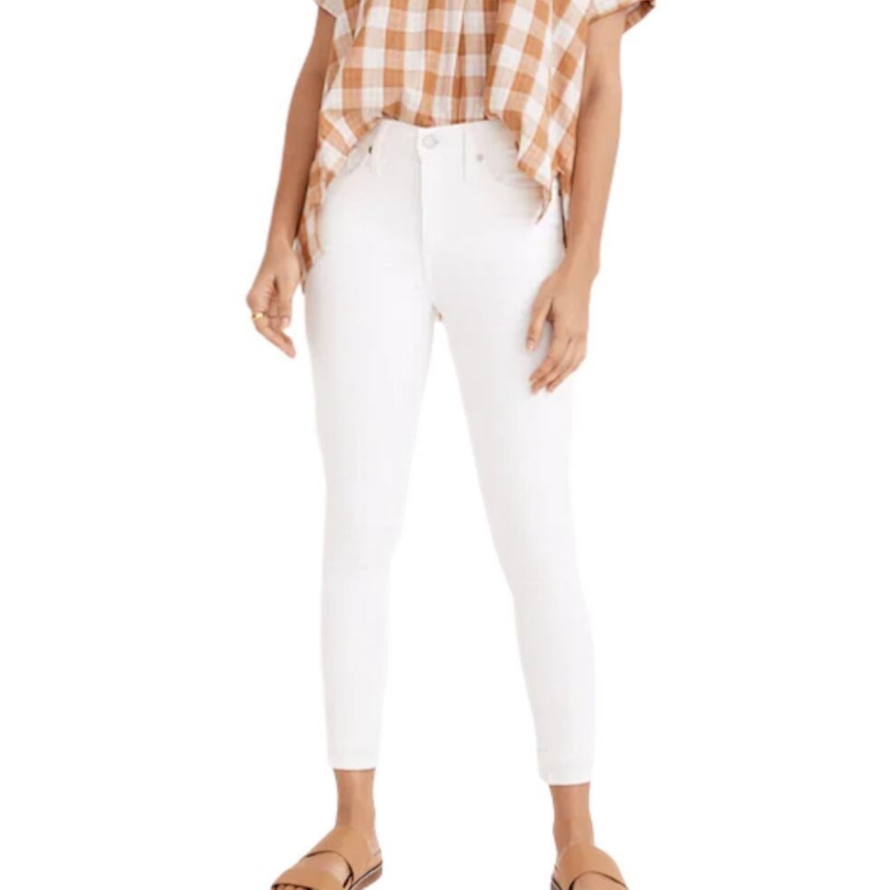 Tahari NWT white Kelly skinny jeans, mid rise, size 12